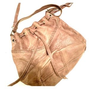 Leather bucket purse w/drawstring